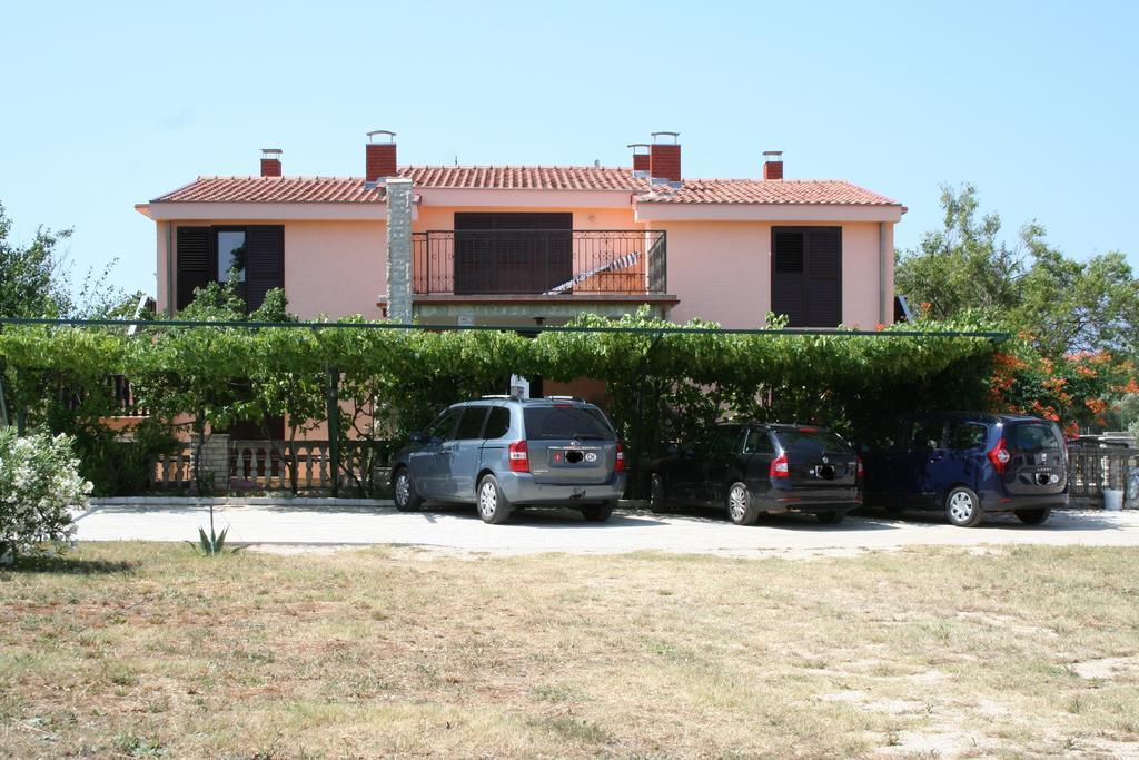 Apartments Santa Barbara Biograd Na Moru Exterior foto